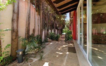 Property slide 30