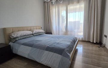 Property slide 10