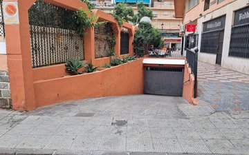 Property slide 19