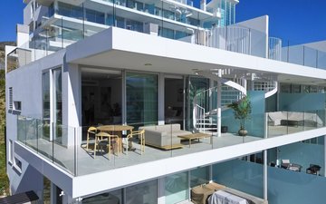 Property slide 10