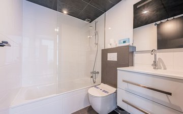 Property slide 19