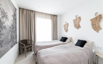 Property slide 17