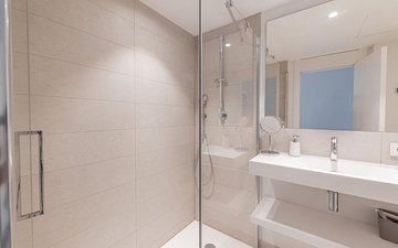 Property slide 21