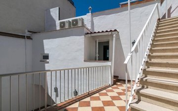 Property slide 14