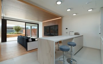 Property slide 10