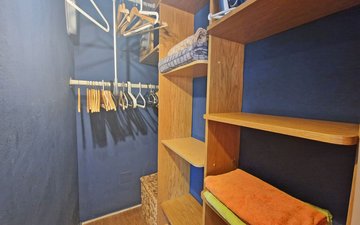Property slide 25
