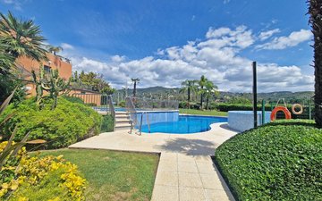 Property slide 30