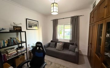 Property slide 19