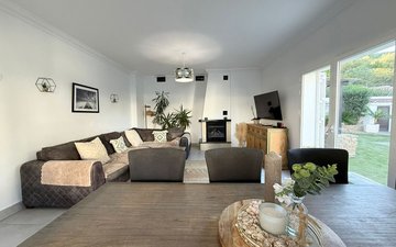 Property slide 5