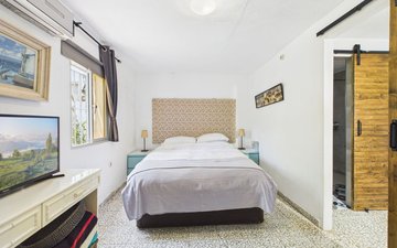 Property slide 11