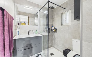 Property slide 14