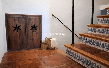 Property slide 32