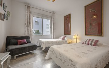 Property slide 16