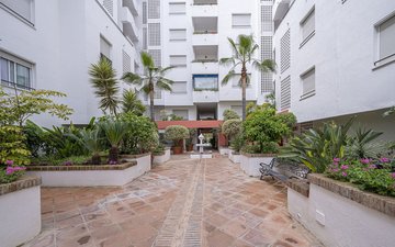 Property slide 21
