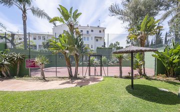 Property slide 25