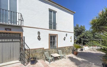 Property slide 34