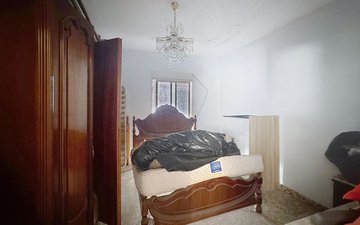 Property slide 21