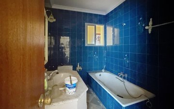 Property slide 22