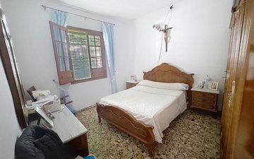 Property slide 4
