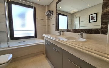 Property slide 44