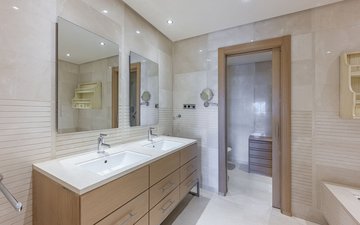 Property slide 24