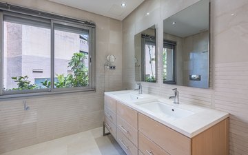 Property slide 27