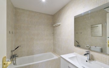 Property slide 18