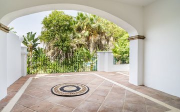 Property slide 31