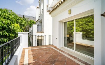 Property slide 36