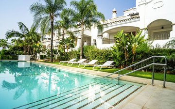 Property slide 64