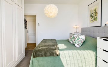 Property slide 25