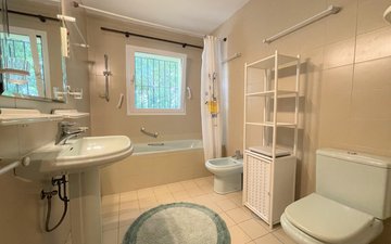 Property slide 15