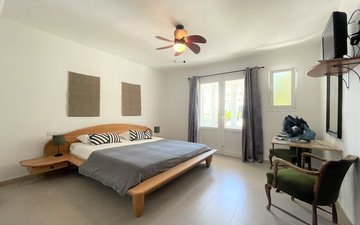 Property slide 16