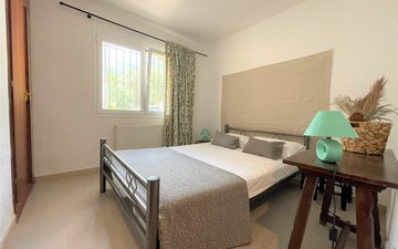 Property slide 20