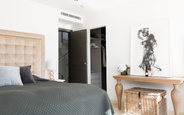 Property slide 10