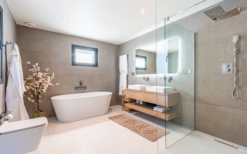 Property slide 16