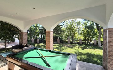 Property slide 48