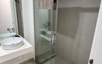 Property slide 16