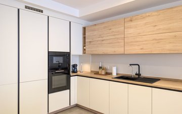 Property slide 24