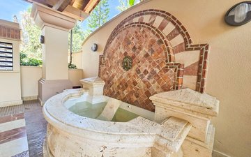 Property slide 44