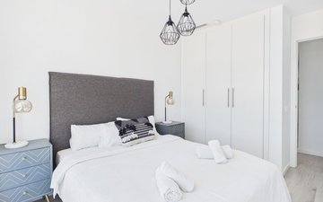 Property slide 16