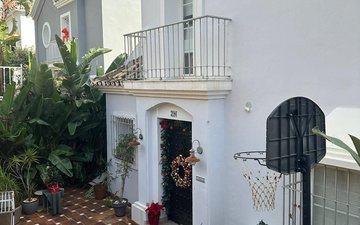 Property slide 25