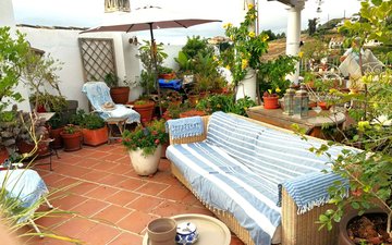 Property slide 107