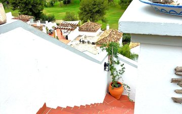 Property slide 75