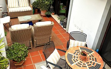 Property slide 77