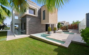 Property slide 20