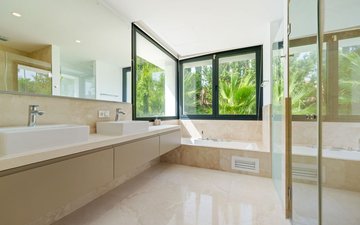 Property slide 31