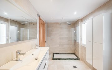 Property slide 14