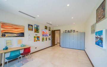Property slide 20