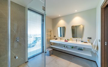 Property slide 50